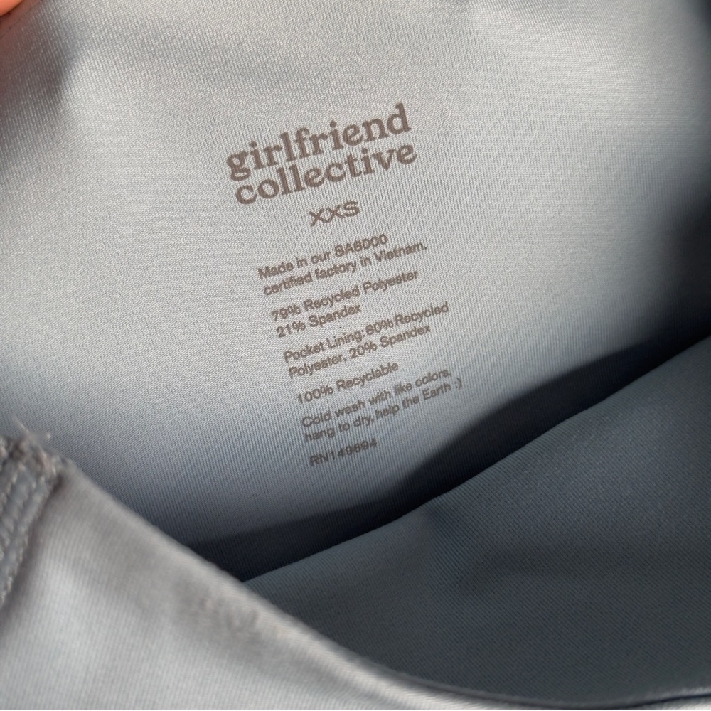 Girlfriend Collective Compressive Pocket blue Legging - Picture 7 of 9